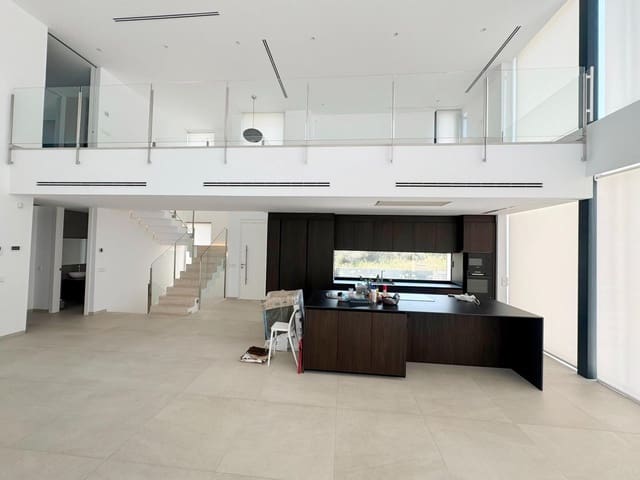 5 soverom Villa til leie i Javea / Xàbia med svømmebasseng garasje - € 7 000 (Ref: 9997208)