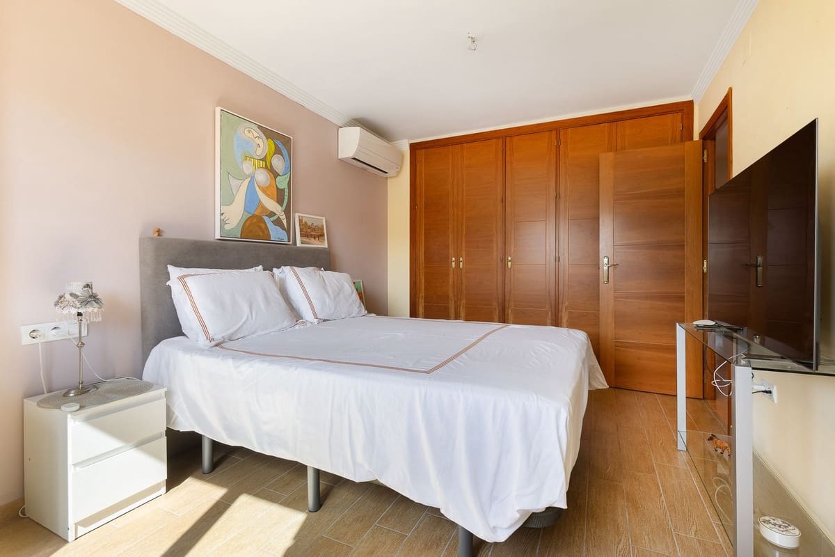4 bedroom Townhouse for sale in Torremolinos with garage - € 499,000 (Ref: 10043530)