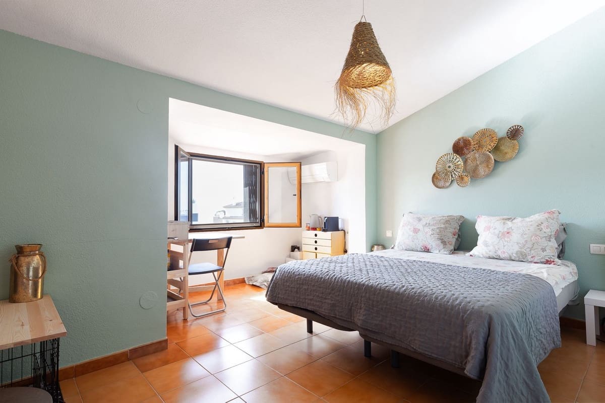 4 bedroom Townhouse for sale in Torremolinos with garage - € 499,000 (Ref: 10043530)
