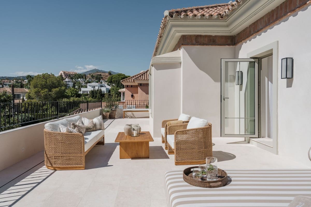 5 camera da letto Villa in vendita in Nueva Andalucia con piscina garage - 5.495.000 € (Rif: 10121073)
