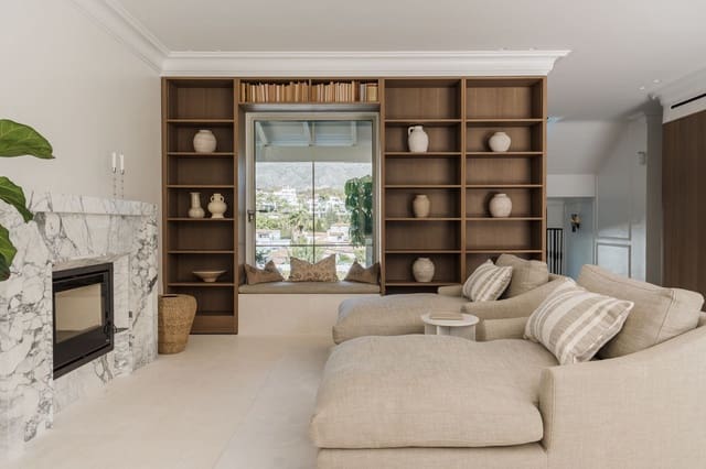 5 soverom Villa til salgs i Nueva Andalucia, Marbella med svømmebasseng garasje - € 5 495 000 (Ref: 10121073)