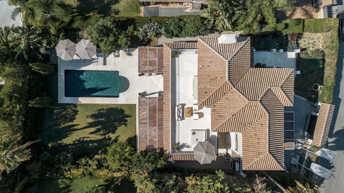 5 camera da letto Villa in vendita in Nueva Andalucia con piscina garage - 5.495.000 € (Rif: 10121073)