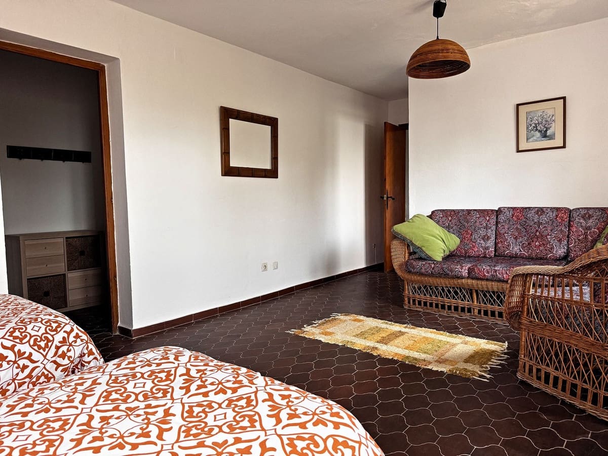 Chalet de 4 habitaciones en Valtocado en venta con piscina garaje - 895.000 € (Ref: 10134916)