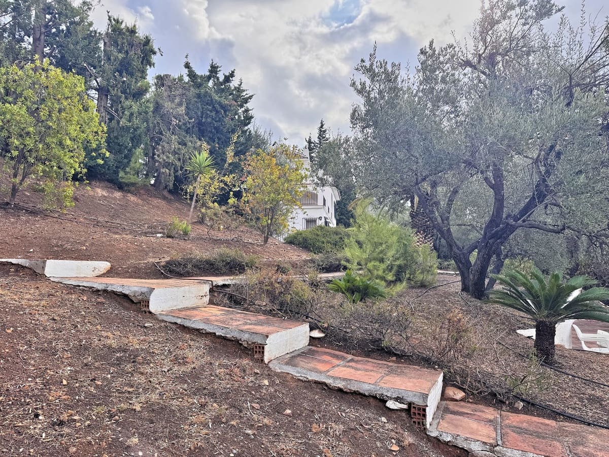 Chalet de 4 habitaciones en Valtocado en venta con piscina garaje - 895.000 € (Ref: 10134916)