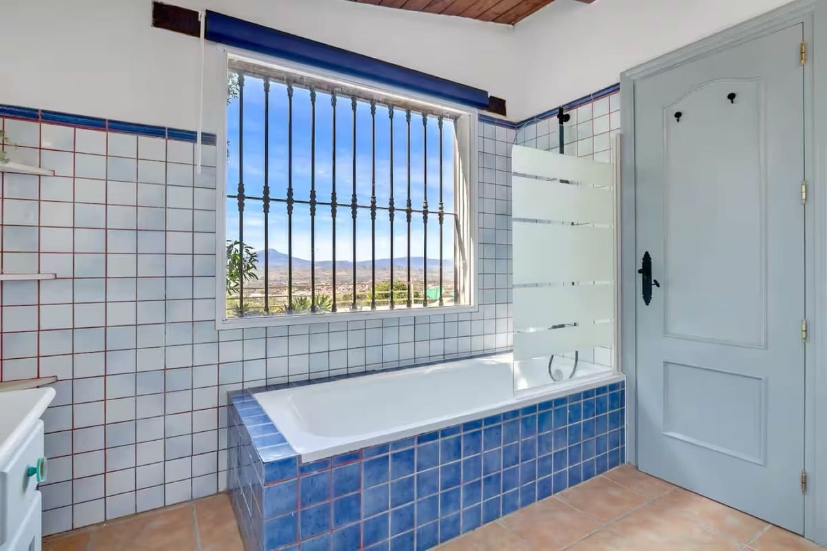 3 camera da letto Villa in vendita in Coin con piscina - 365.000 € (Rif: 10134917)