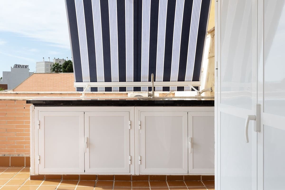 2 soveværelse Strandlejlighed til salg i Torremolinos med swimmingpool garage - € 445.000 (Ref: 10148253)