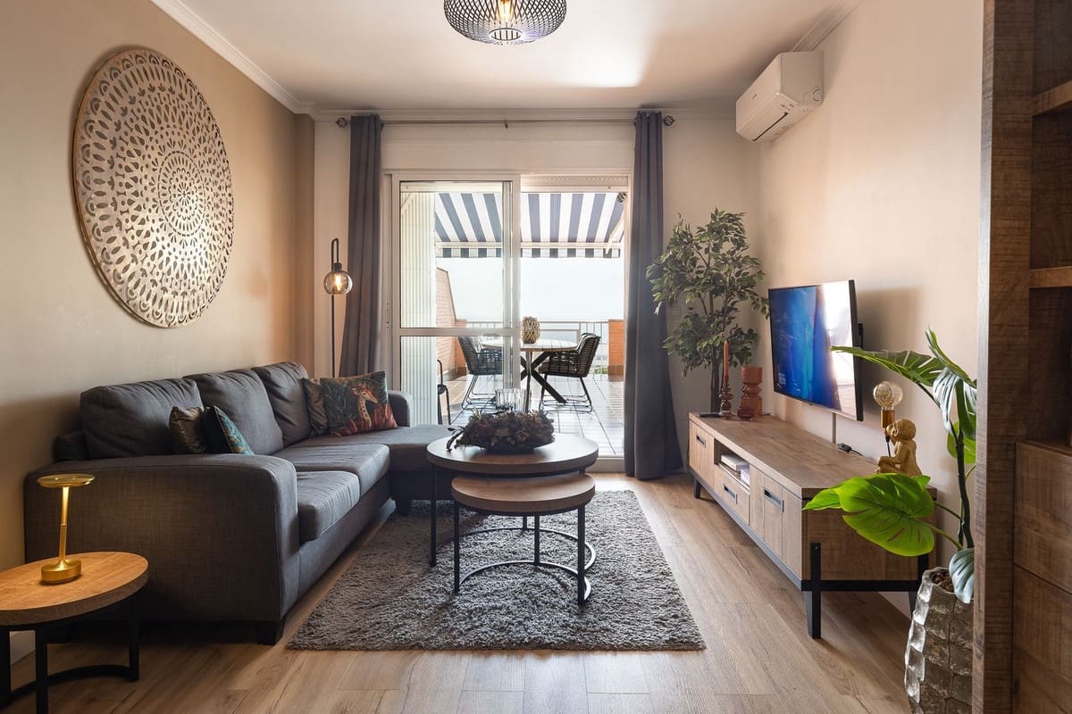 2 soveværelse Strandlejlighed til salg i Torremolinos med swimmingpool garage - € 445.000 (Ref: 10148253)