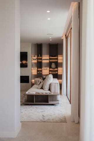 4 slaapkamer Flat te koop in Nueva Andalucia, Marbella met zwembad garage - € 2.595.000 (Ref: 10179220)