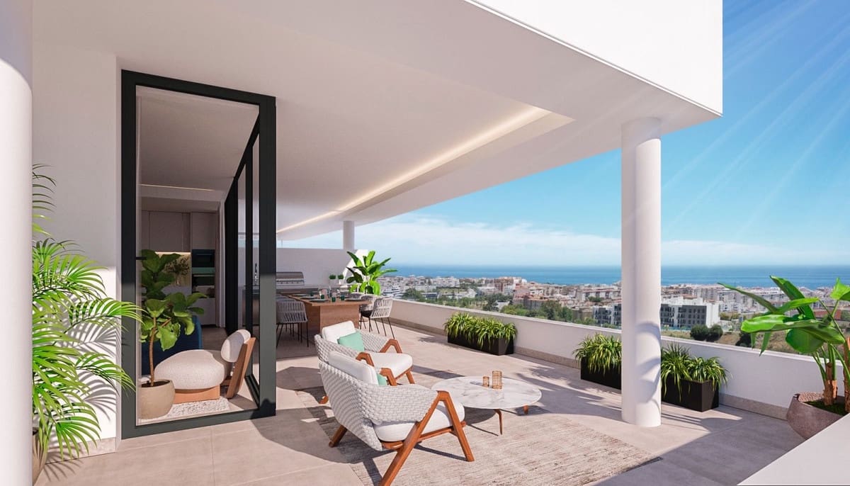 Apartamento de 3 habitaciones en Estepona en venta con piscina garaje - 595.400 € (Ref: 7416440)