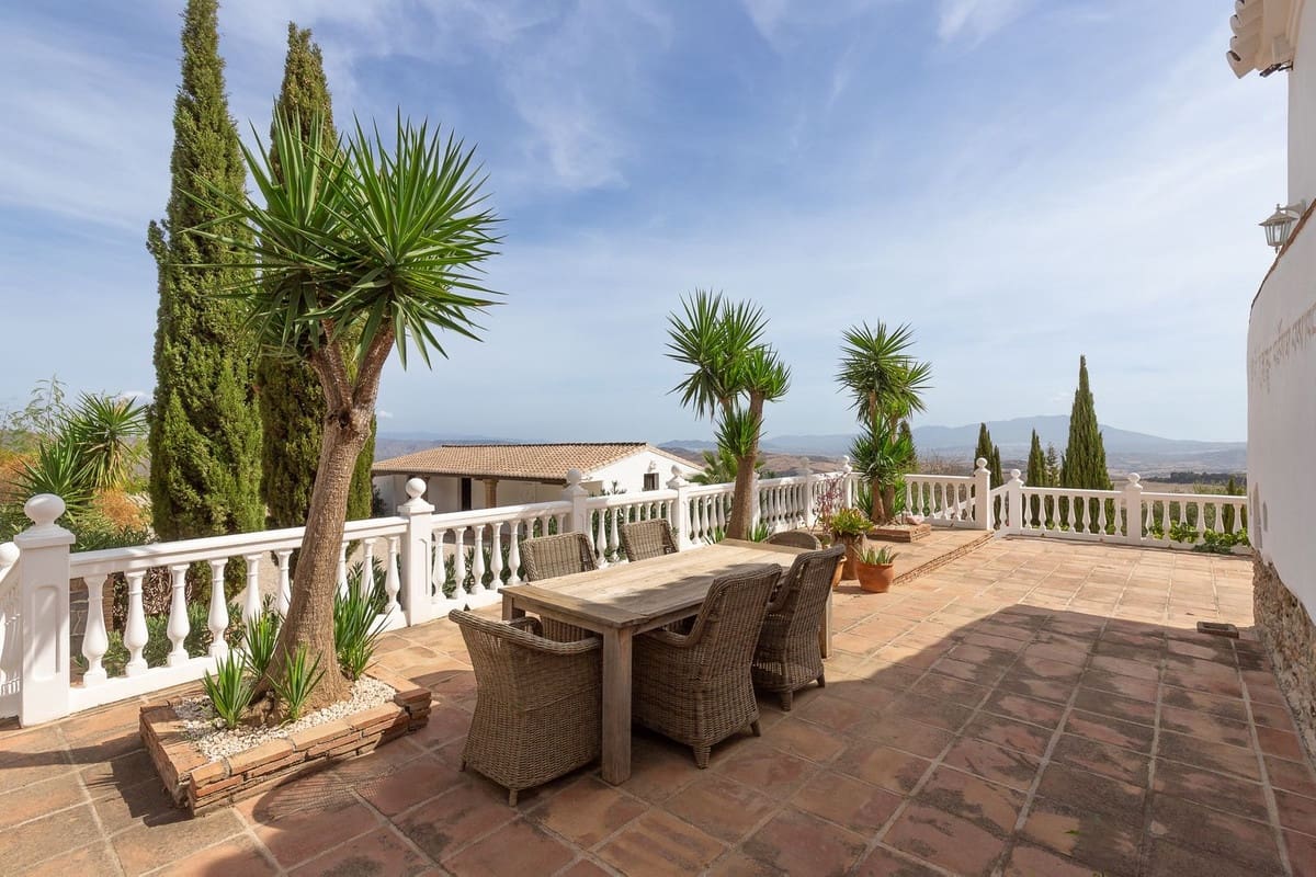 6 soveværelse Finca/Landehus til salg i Casarabonela - € 1.080.000 (Ref: 7867448)