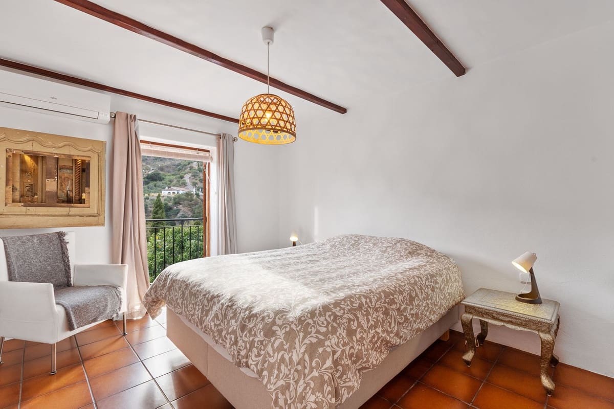 6 soveværelse Finca/Landehus til salg i Casarabonela - € 1.080.000 (Ref: 7867448)