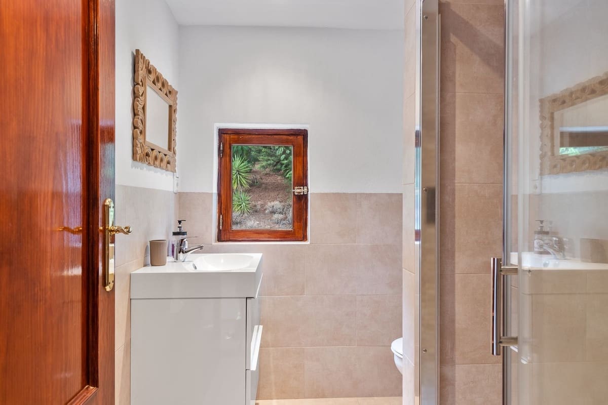 6 soveværelse Finca/Landehus til salg i Casarabonela - € 1.080.000 (Ref: 7867448)