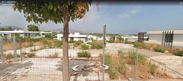 Building Plot for sale in Cancelada, Estepona - € 620,000 (Ref: 7870248)