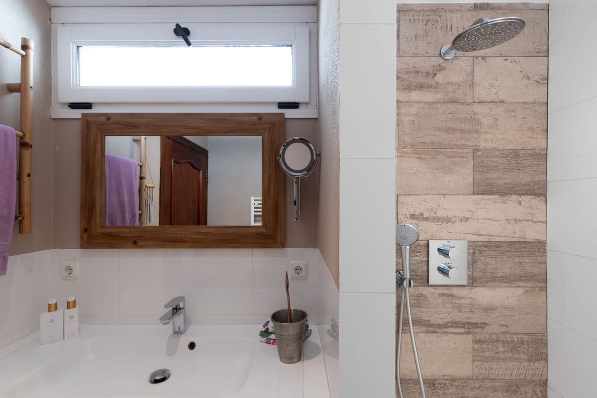 6 soveværelse Finca/Landehus til salg i Casarabonela med swimmingpool garage - € 1.080.000 (Ref: 8098027)