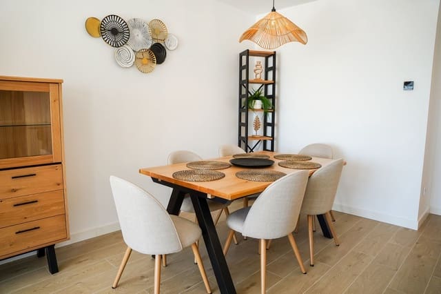 3 bedroom Apartment for sale in Estepona with pool garage - € 420,000 (Ref: 8478551)