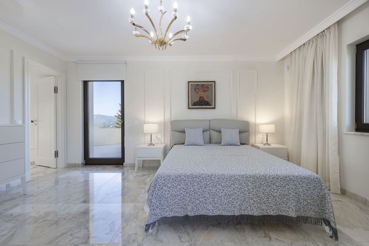 6 soverom Villa til salgs i Mijas Golf med garasje - € 2 700 000 (Ref: 8644094)