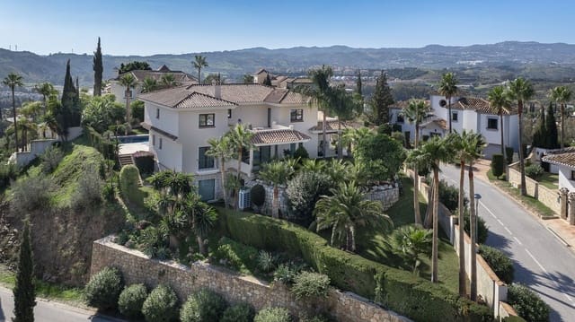 6 sypialnia Willa na sprzedaż w Mijas Golf, Mijas z garażem - 2 700 000 € (Ref: 8644094)