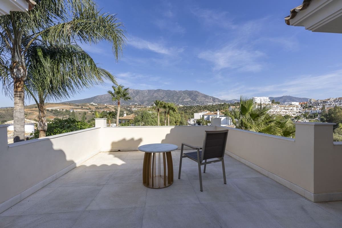 6 soverom Villa til salgs i Mijas Golf med garasje - € 2 700 000 (Ref: 8644094)