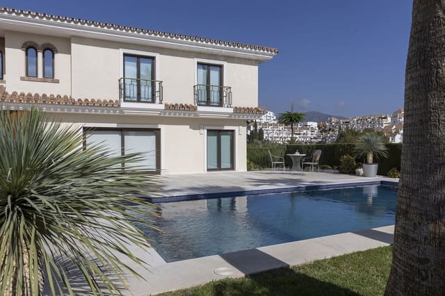 6 sypialnia Willa na sprzedaż w Mijas Golf, Mijas z garażem - 2 700 000 € (Ref: 8644094)