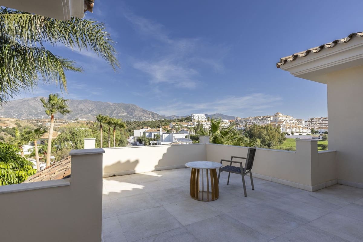 6 soverom Villa til salgs i Mijas Golf med garasje - € 2 300 000 (Ref: 8644094)