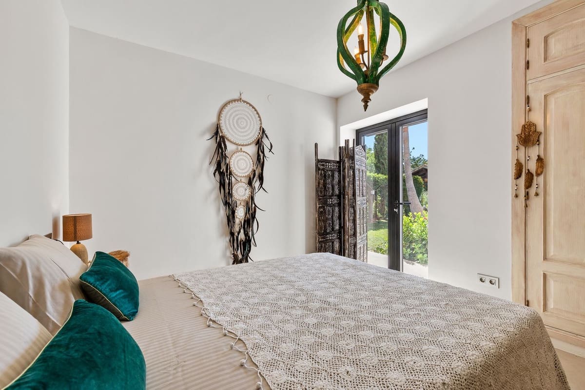 4 soverom Villa til salgs i Alhaurin el Grande med svømmebasseng garasje - € 2 000 000 (Ref: 8713834)