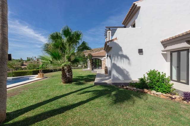 4 soverom Villa til salgs i Alhaurín el Grande med svømmebasseng garasje - € 1 795 000 (Ref: 8713834)