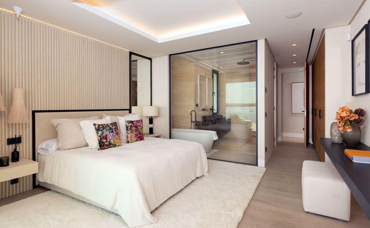 3 makuuhuone Huvila myytävänä paikassa Estepona mukana uima-altaan 
autotalli - 2 310 000 € (Ref: 8806728)