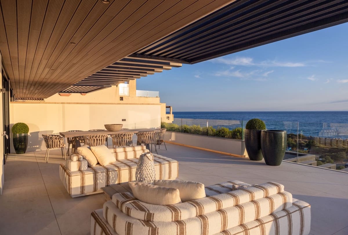 3 slaapkamer Villa te koop in Estepona met zwembad garage - € 2.310.000 (Ref: 8806728)