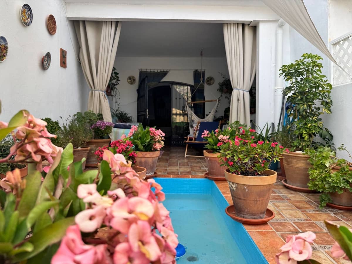 4 bedroom Townhouse for sale in Alora - € 399,000 (Ref: 9064576)