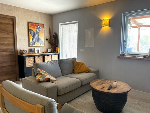 2 soveværelse Finca/Landehus til salg i Alhaurín el Grande med swimmingpool garage - € 349.000 (Ref: 9227329)