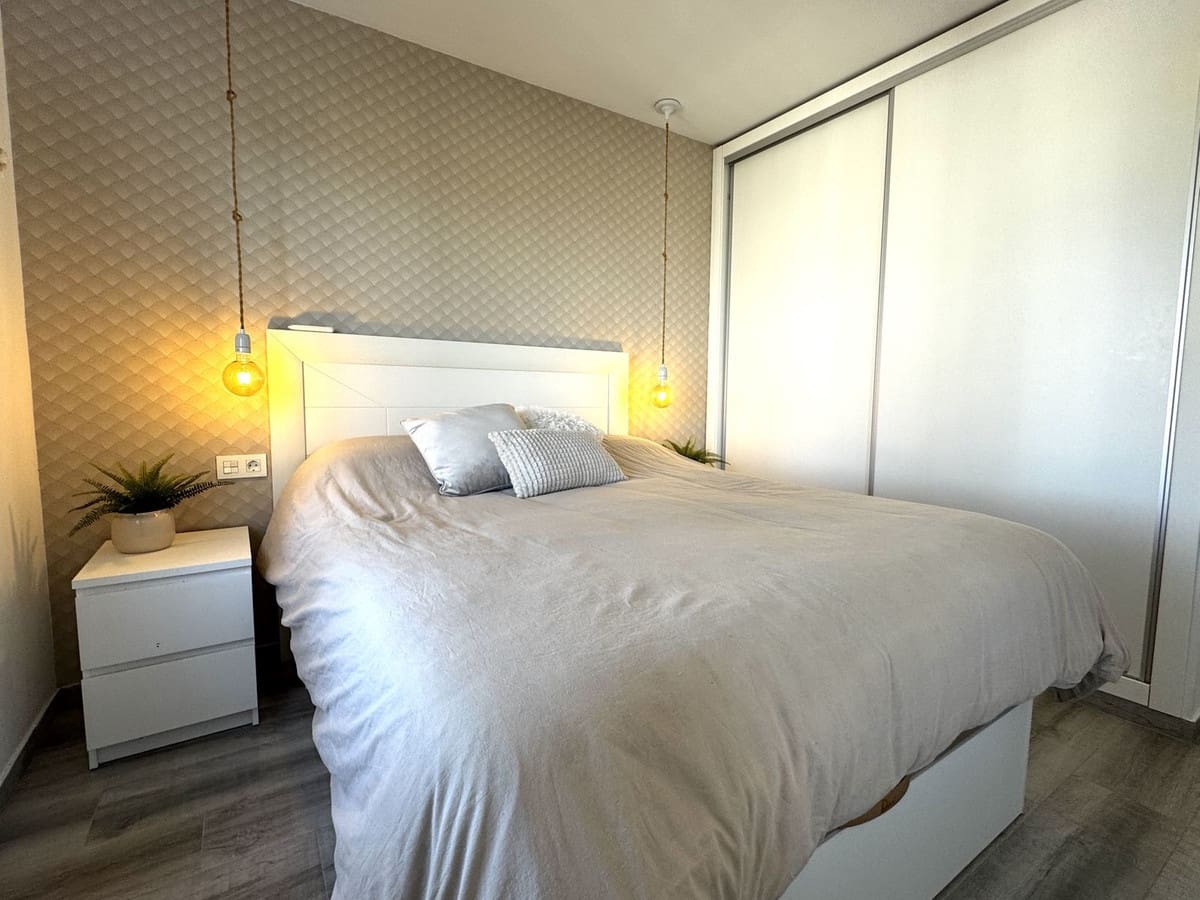 2 Zimmer Apartment zu verkaufen in Riviera del Sol mit Pool Garage - 319.000 € (Ref: 9294060)