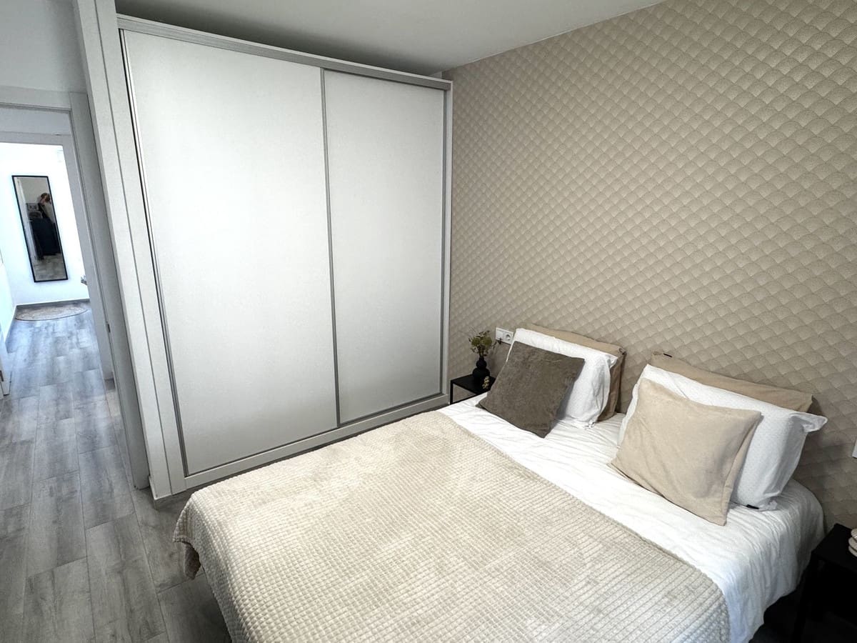 2 Zimmer Apartment zu verkaufen in Riviera del Sol mit Pool Garage - 319.000 € (Ref: 9294060)