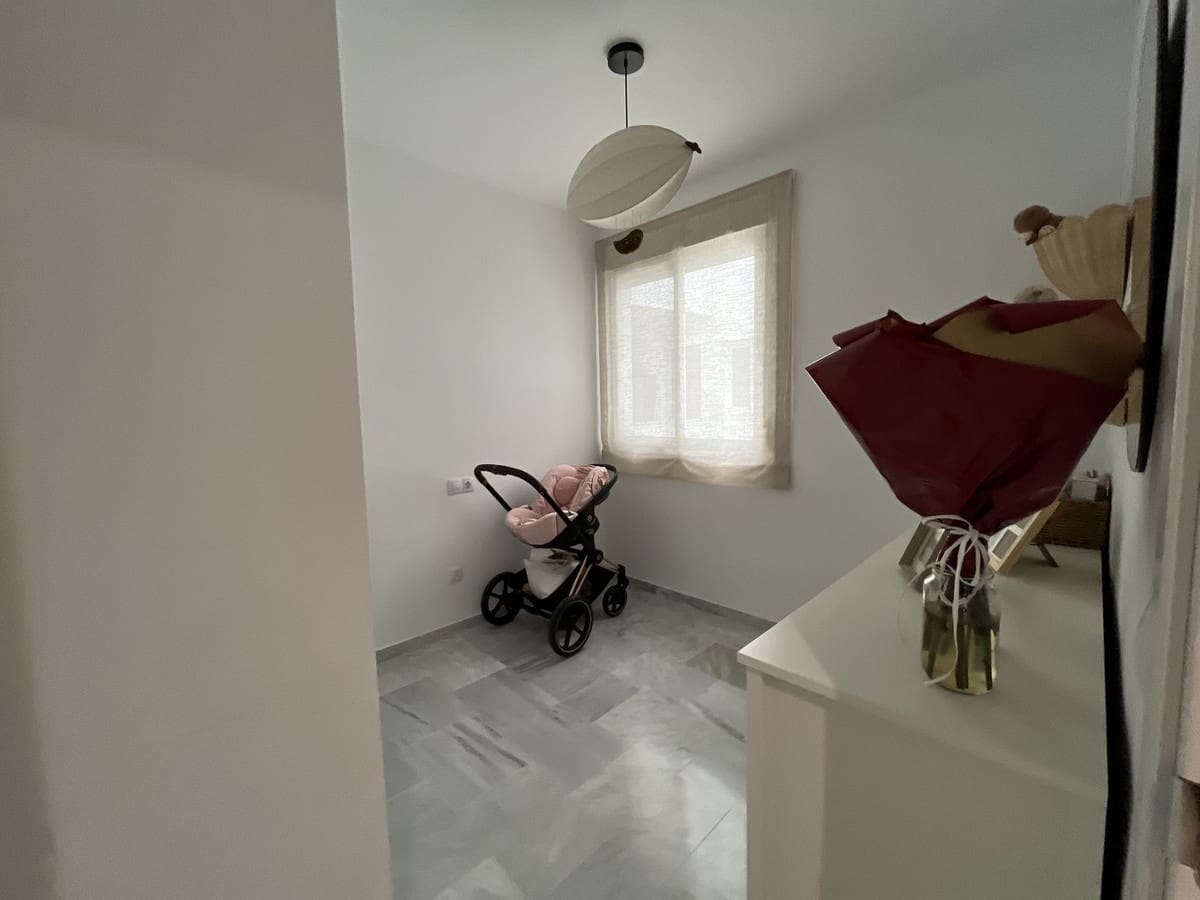 3 Zimmer Apartment zu verkaufen in Casares mit Pool Garage - 280.000 € (Ref: 9356910)