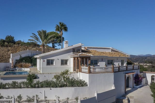 3 Zimmer Villa zu verkaufen in Mijas mit Pool Garage - 950.000 € (Ref: 9425378)