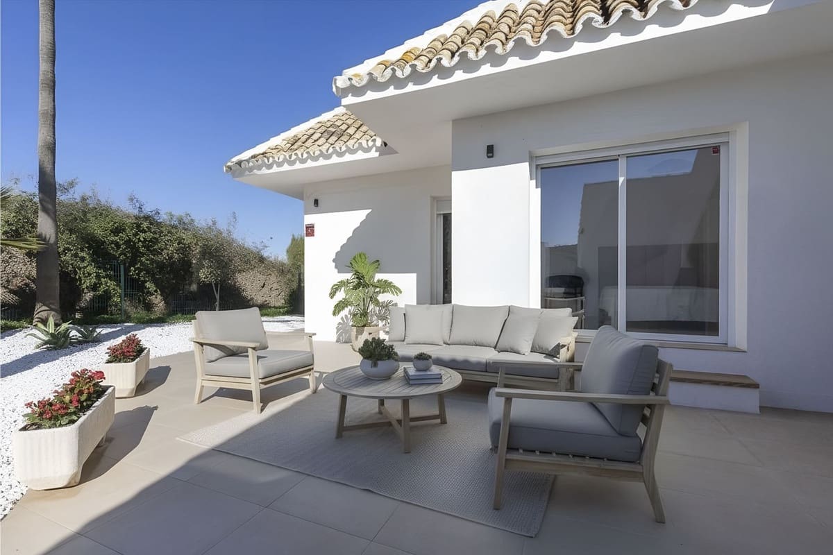 3 Zimmer Villa zu verkaufen in Mijas mit Pool Garage - 950.000 € (Ref: 9425378)
