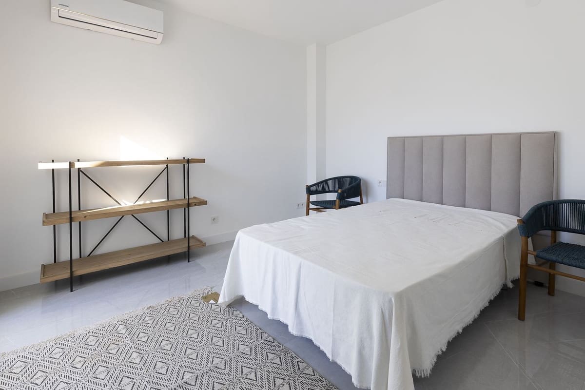 3 bedroom Villa for sale in Mijas with pool garage - € 949,000 (Ref: 9425378)