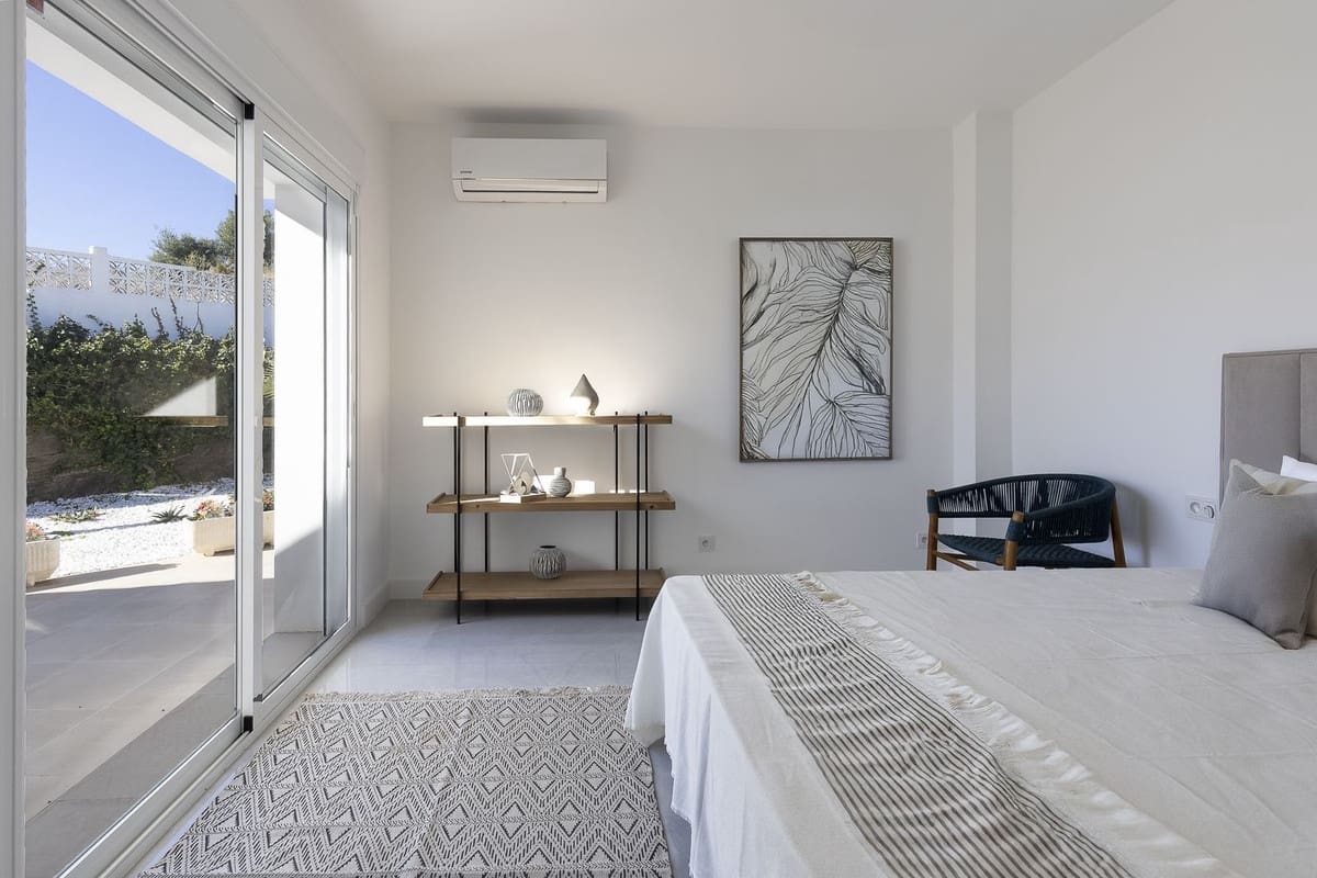 3 bedroom Villa for sale in Mijas with pool garage - € 949,000 (Ref: 9425378)