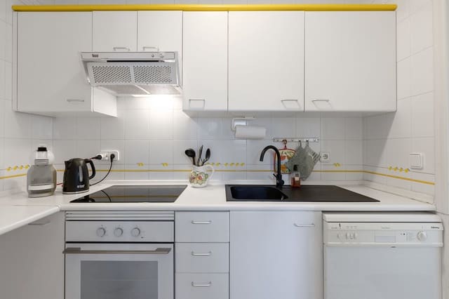 2 sypialnia Apartament na sprzedaż w Calahonda, Mijas z basenem garażem - 349 000 € (Ref: 9496637)