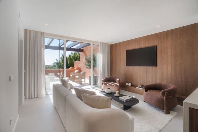 4 soveværelse Penthouse til salg i Nueva Andalucia, Marbella med swimmingpool garage - € 1.749.000 (Ref: 9539672)