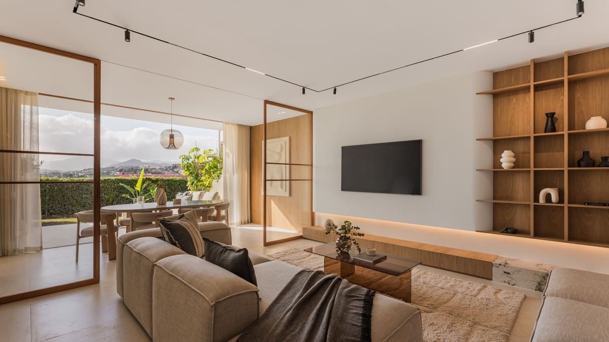 Casa de 4 habitaciones en Aloha Golf en venta con garaje - 1.595.000 € (Ref: 9554271)