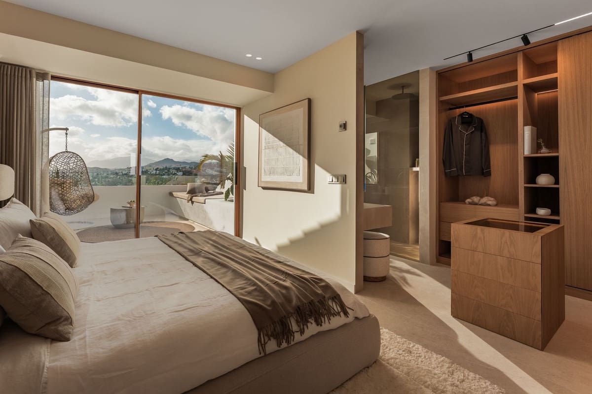 Casa de 4 habitaciones en Aloha Golf en venta con garaje - 1.595.000 € (Ref: 9554271)