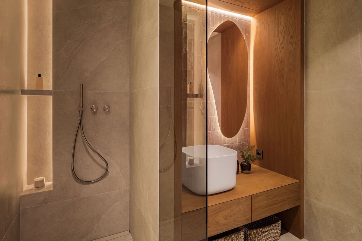 4 bedroom Townhouse for sale in Aloha Golf with garage - € 1,595,000 (Ref: 9554271)