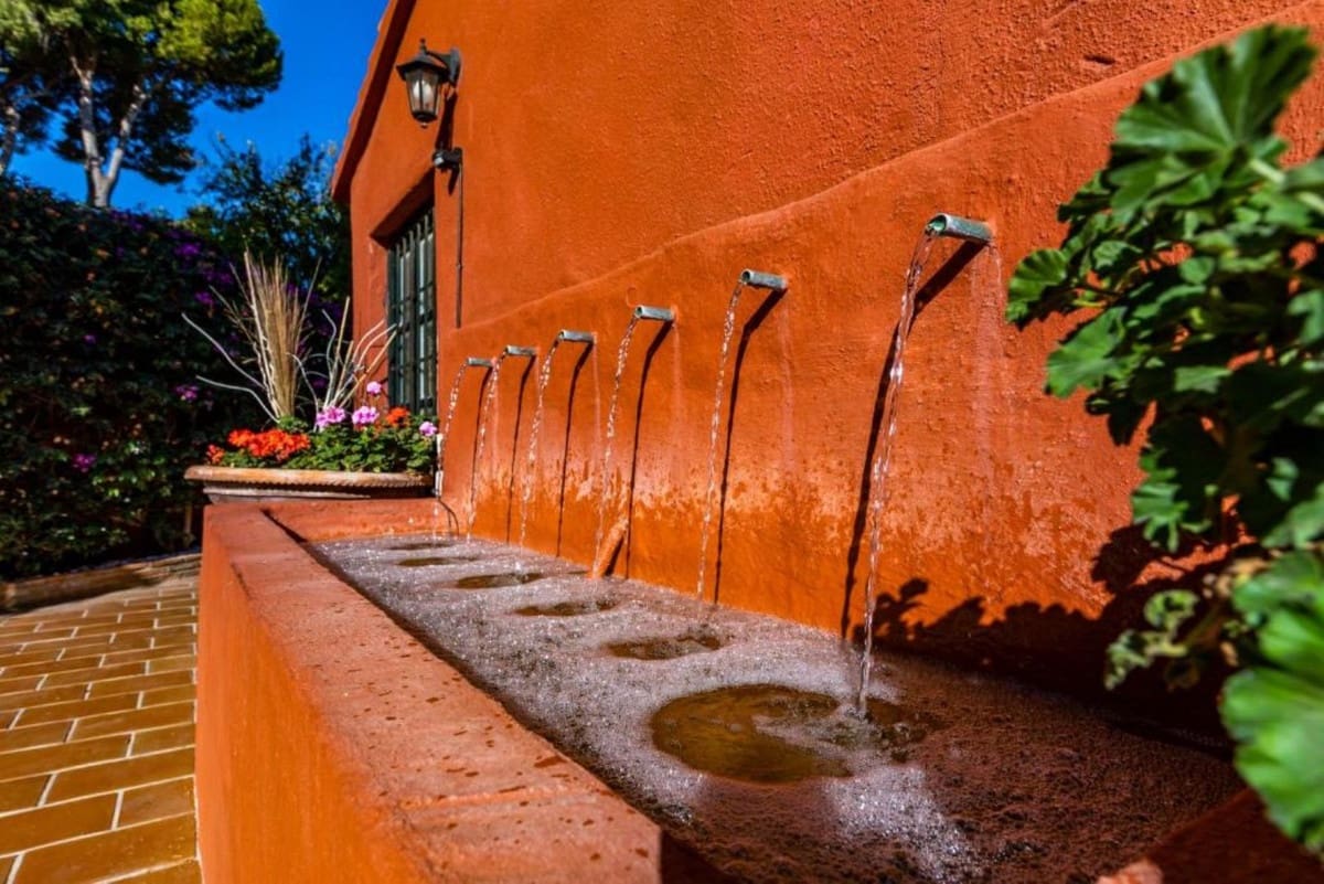 6 bedroom Villa for sale in Torremolinos with pool garage - € 990,000 (Ref: 9557333)