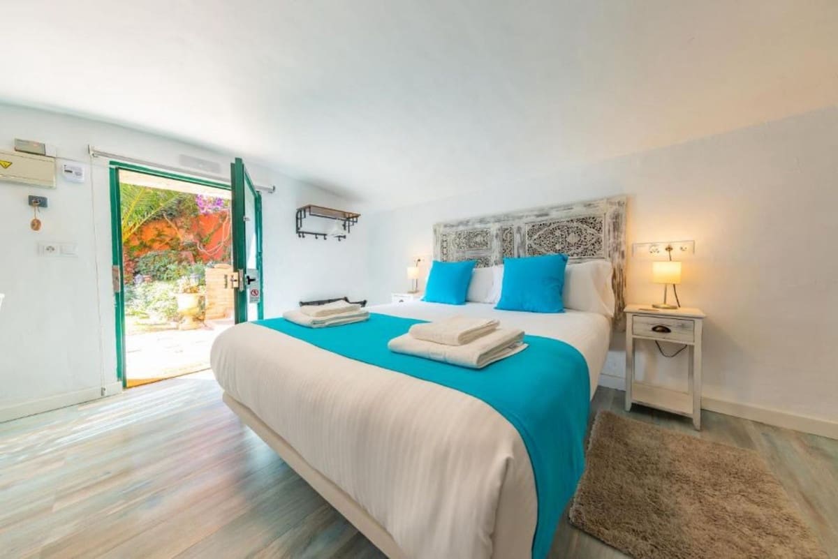 6 soverom Villa til salgs i Torremolinos med svømmebasseng garasje - € 990 000 (Ref: 9557333)