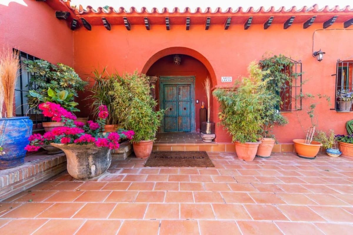 6 soverom Villa til salgs i Torremolinos med svømmebasseng garasje - € 990 000 (Ref: 9557333)