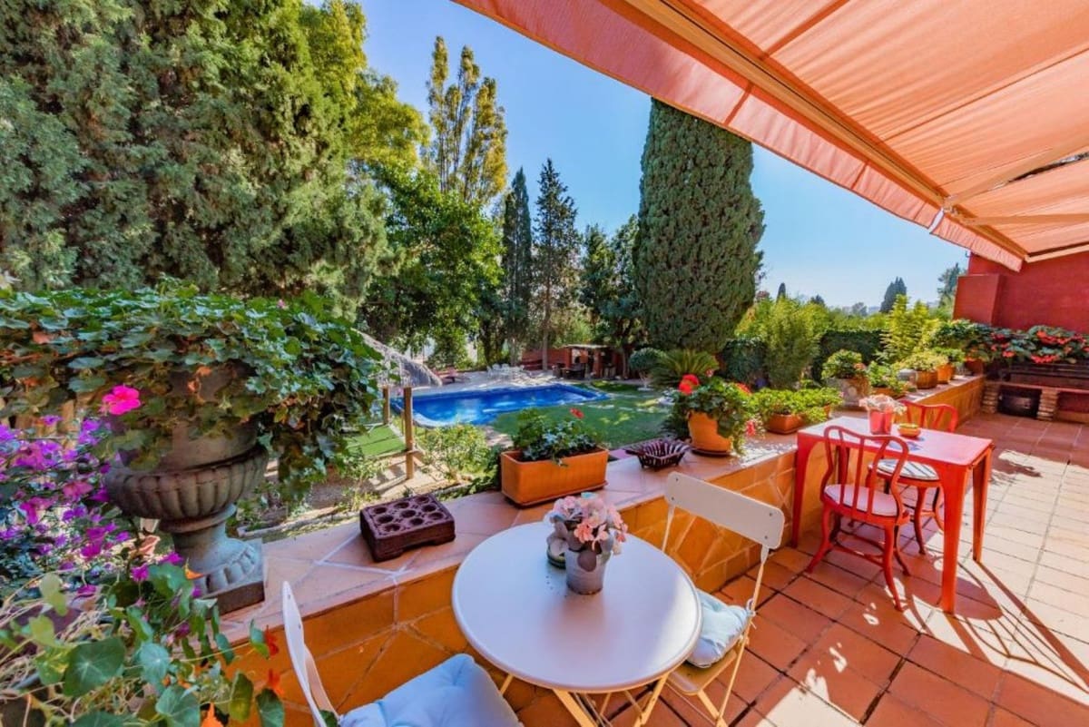 6 soverom Villa til salgs i Torremolinos med svømmebasseng garasje - € 990 000 (Ref: 9557333)