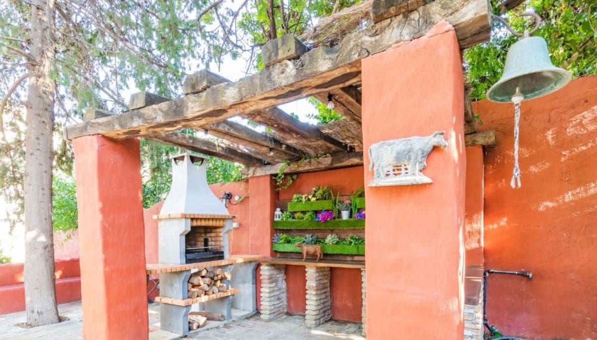 6 soverom Villa til salgs i Torremolinos med svømmebasseng garasje - € 990 000 (Ref: 9557333)