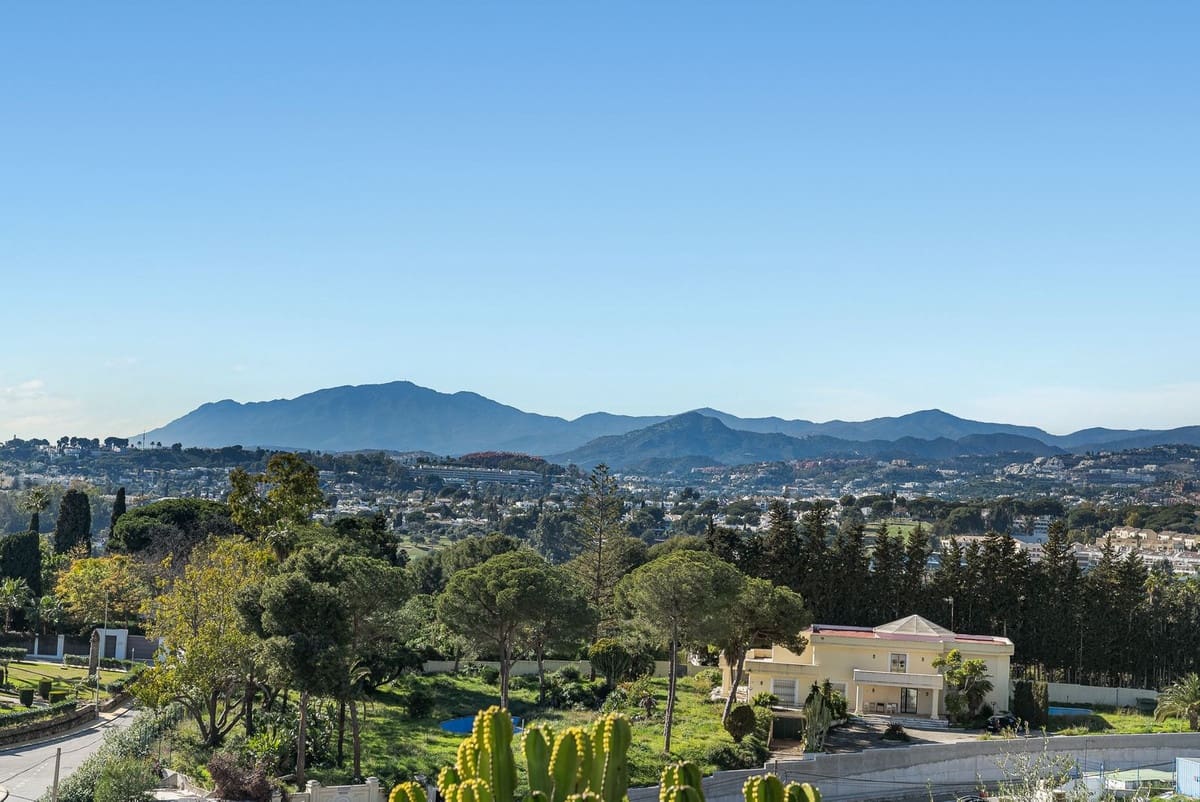 3 quarto Apartamento de Praia para venda em Marbella - 1 350 000 € (Ref: 9569513)