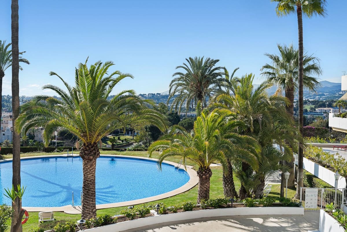 3 sypialnia Apartament przy plaży na sprzedaż w Marbella - 1 350 000 € (Ref: 9569513)