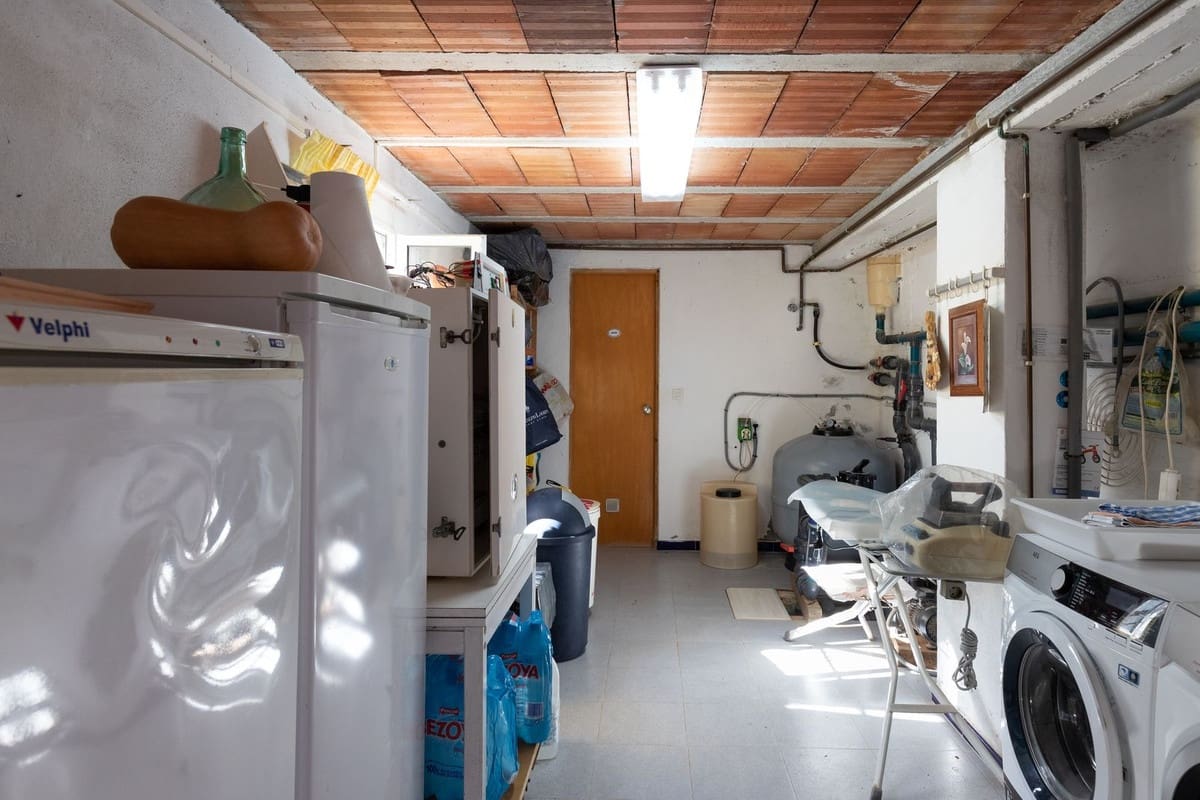 4 bedroom Finca/Country House for sale in Coin with pool garage - € 694,000 (Ref: 9584440)